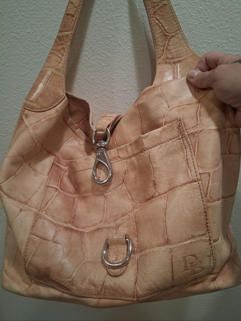 Dooney And Bourke Beige Croc-Embossed Shoulder Bag with Silver-Tone Hardware - Picture 9 of 9